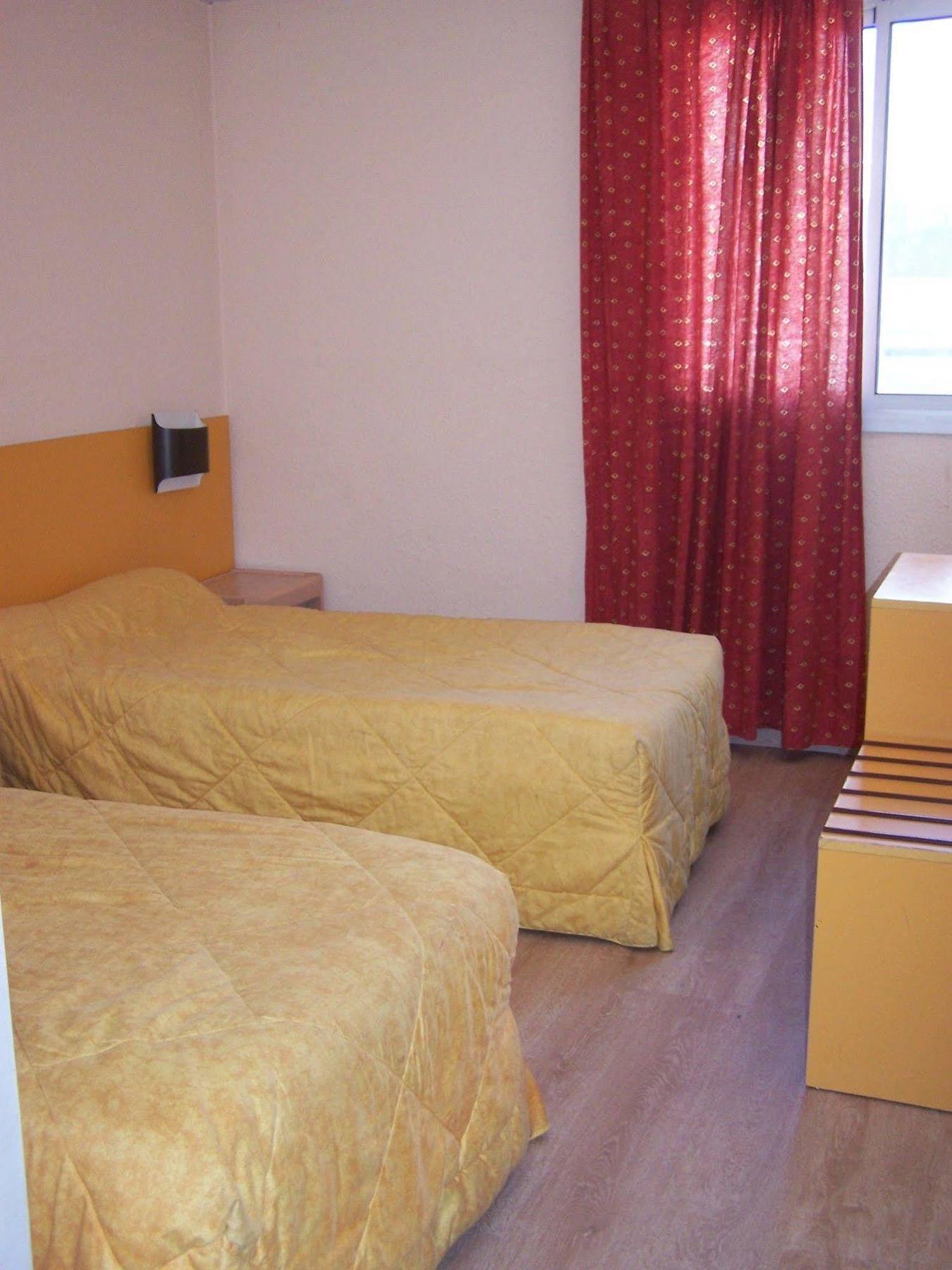 Hôtel Estival Arriel Lourdes Extérieur photo