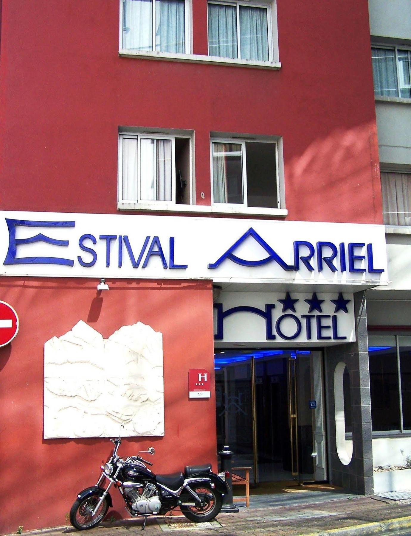 Hôtel Estival Arriel Lourdes Extérieur photo